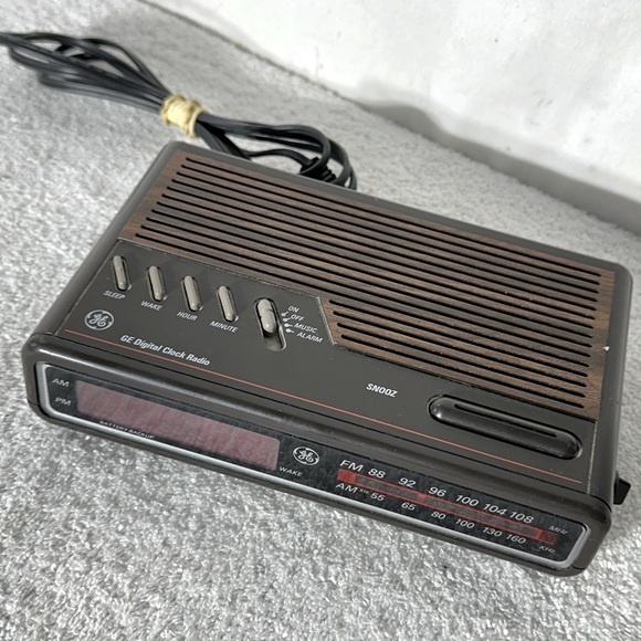 Vintage Portable Audio & Video Vintage Ge Digital Clock Radio